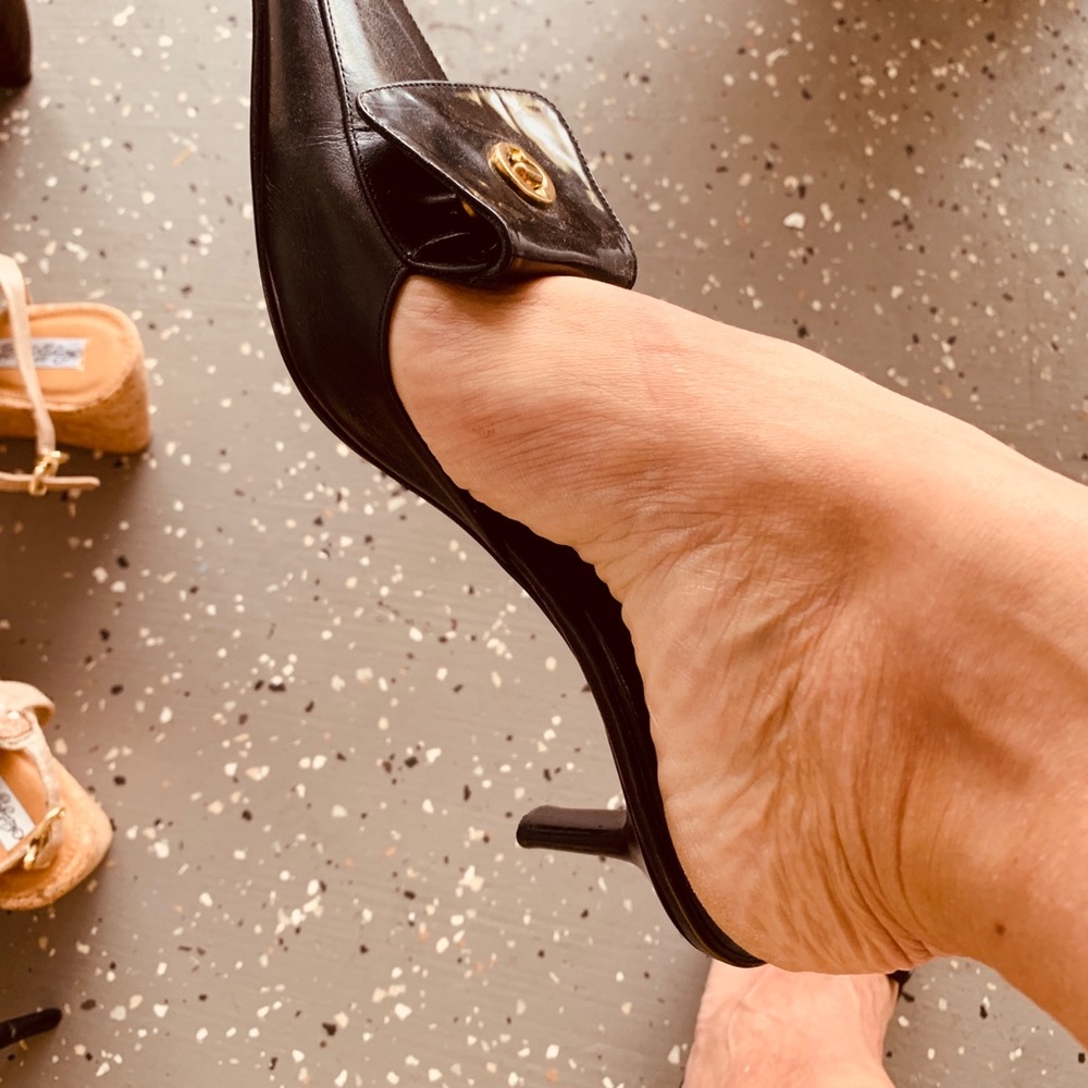 Coach Heels - Picture 4 of 6